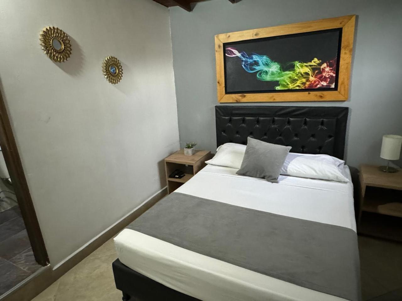 Gemas San Joaquin 1 Hotell Medellín Eksteriør bilde