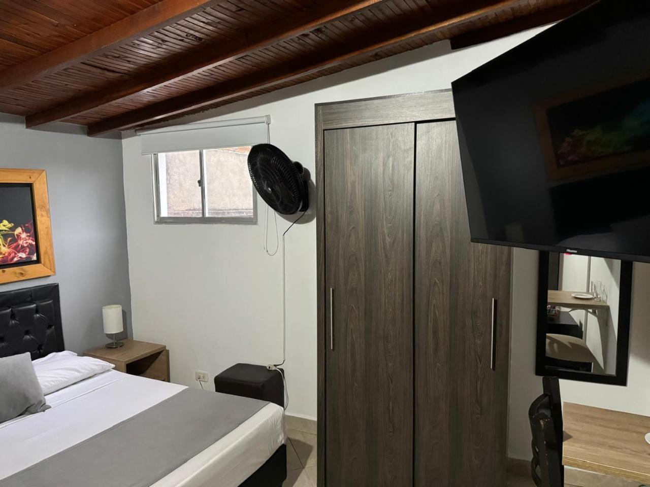 Gemas San Joaquin 1 Hotell Medellín Eksteriør bilde