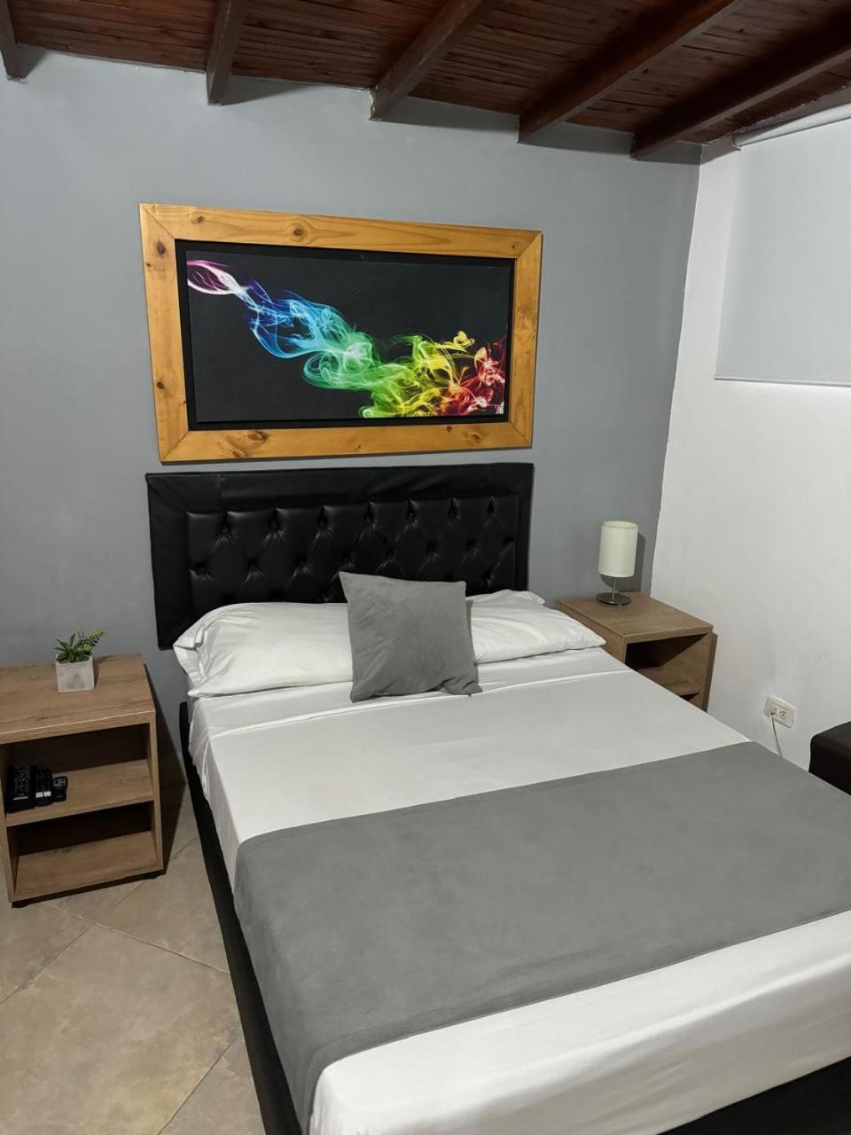 Gemas San Joaquin 1 Hotell Medellín Eksteriør bilde