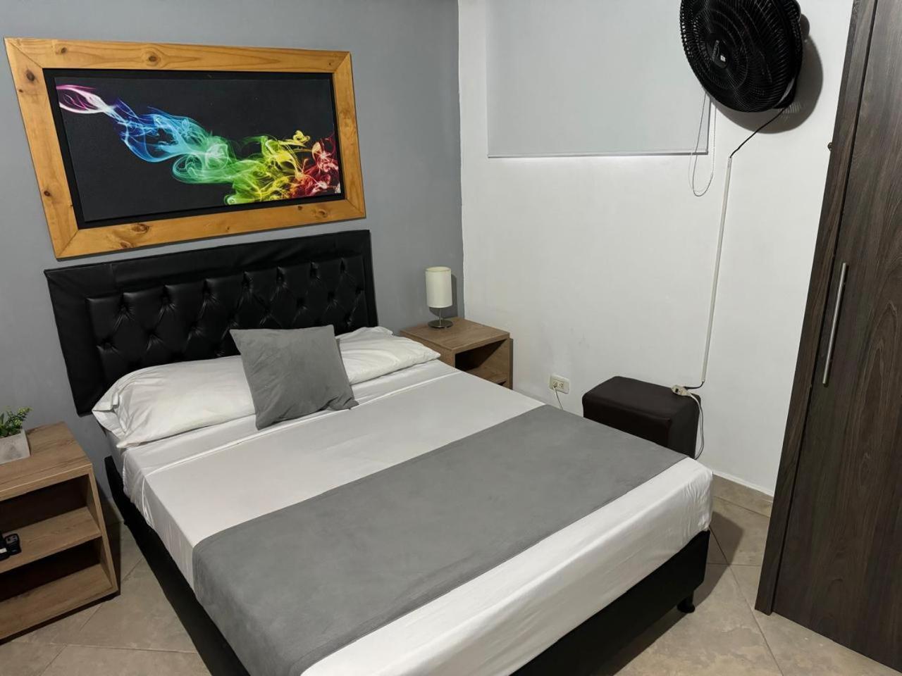 Gemas San Joaquin 1 Hotell Medellín Eksteriør bilde