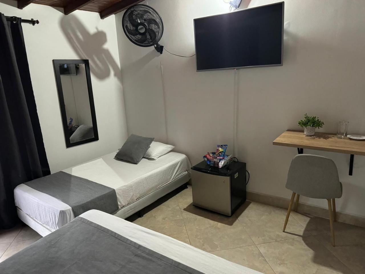 Gemas San Joaquin 1 Hotell Medellín Eksteriør bilde