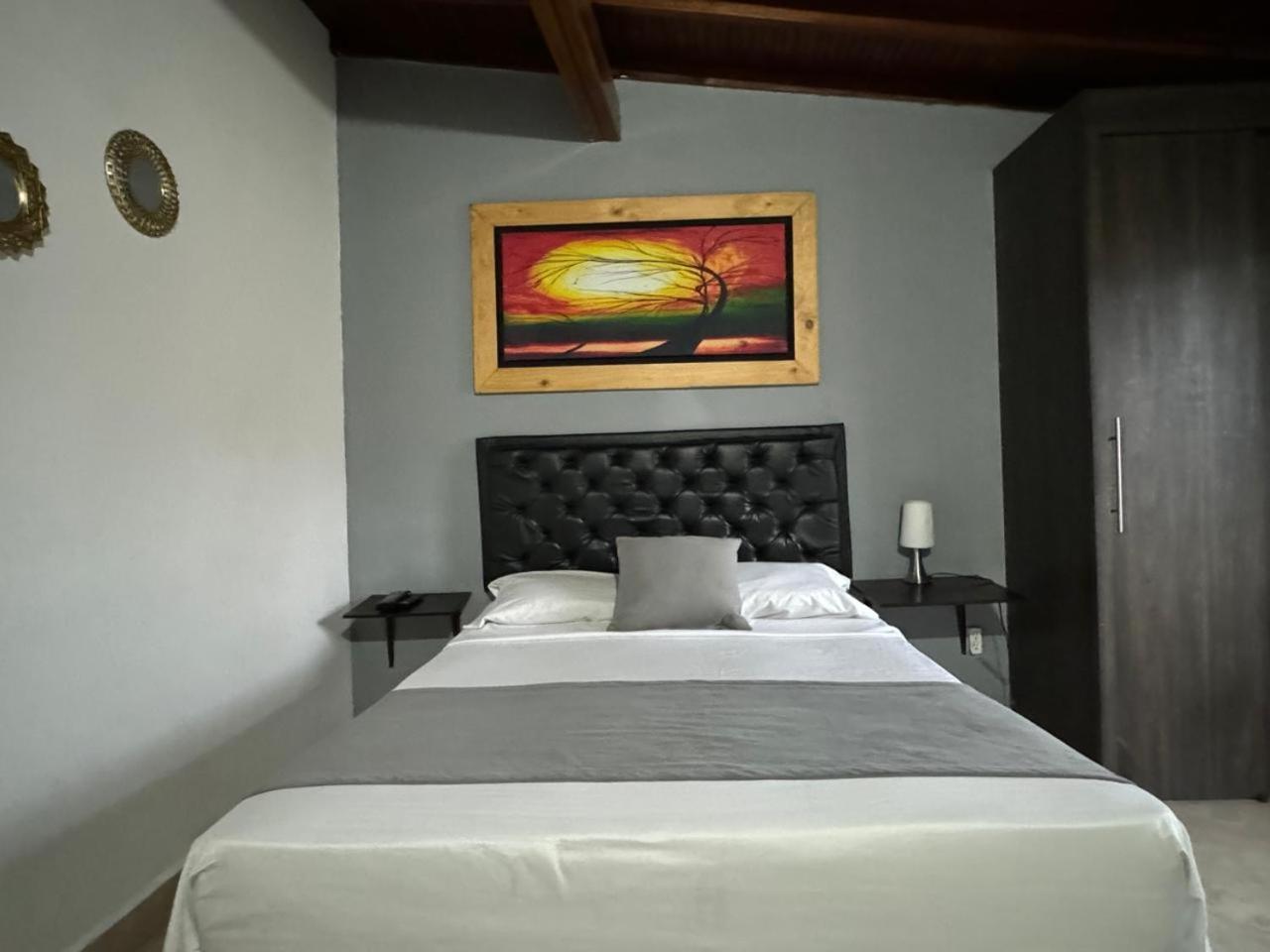 Gemas San Joaquin 1 Hotell Medellín Eksteriør bilde