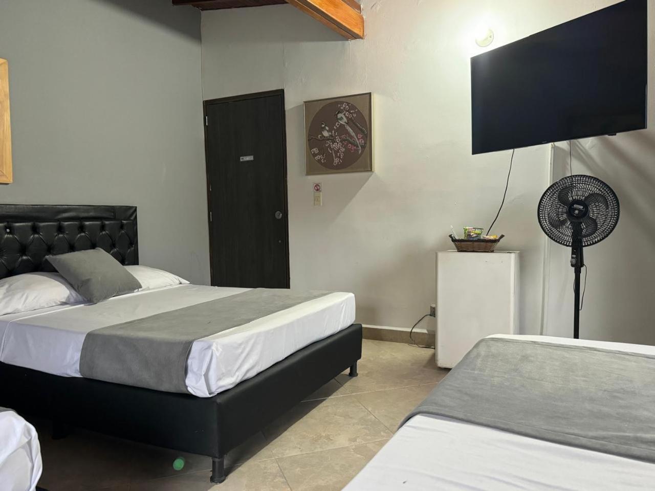 Gemas San Joaquin 1 Hotell Medellín Eksteriør bilde