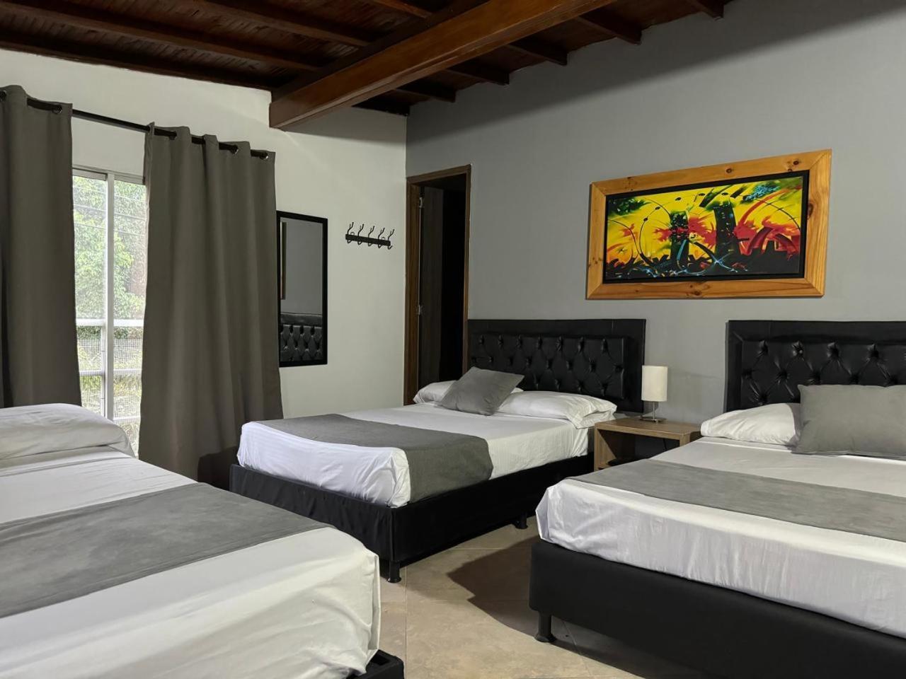 Gemas San Joaquin 1 Hotell Medellín Eksteriør bilde
