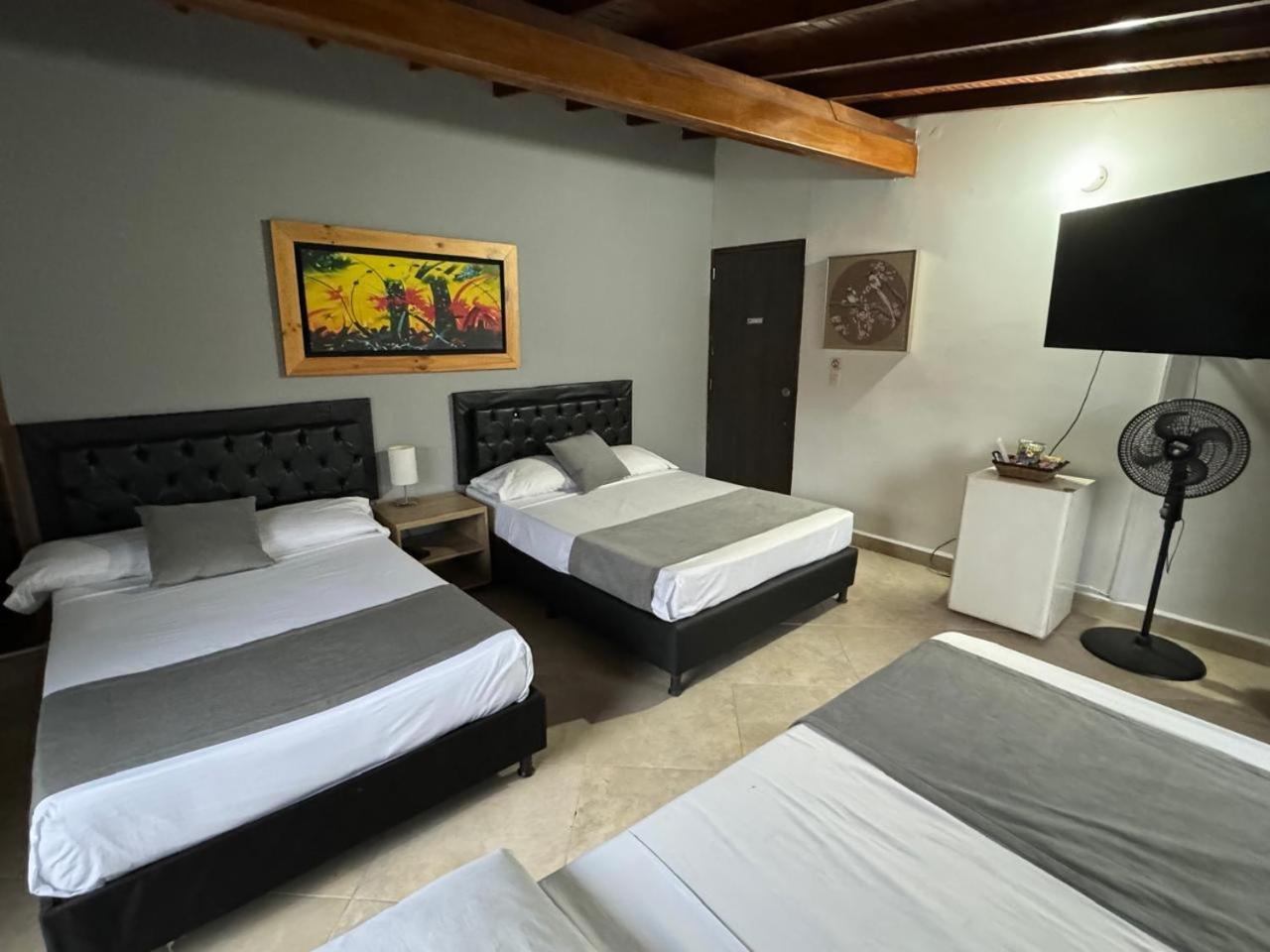 Gemas San Joaquin 1 Hotell Medellín Eksteriør bilde